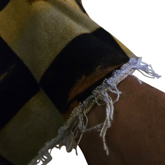 BDG 90s Mid Rise Bootcut Ankle Jeans Brown Mustard Plaid Cut Off Bottom Size 26 - Picture 9 of 15